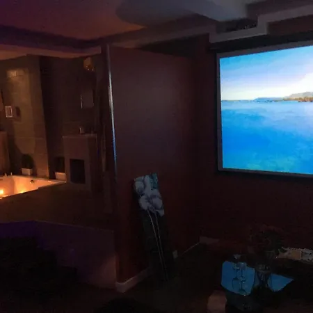 Avec By Jordans Collection アパート