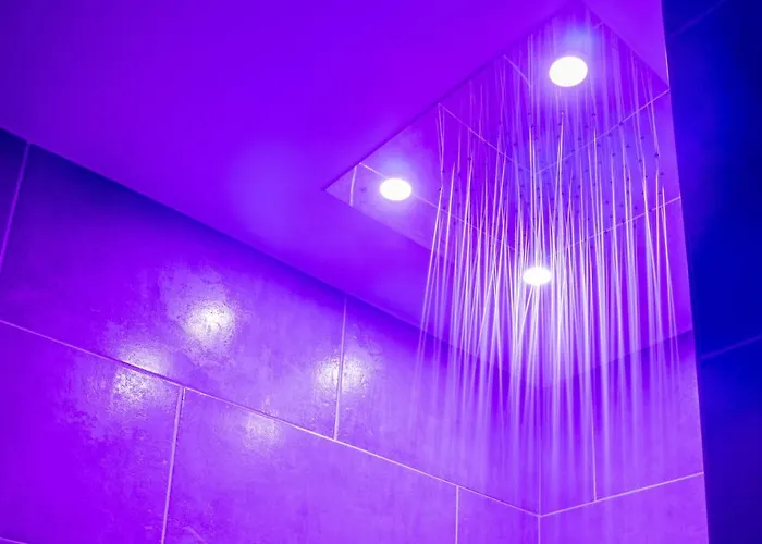 Avec By Jordans Collection アパート