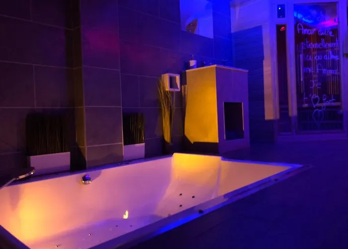 アパート Avec By Jordans Collection