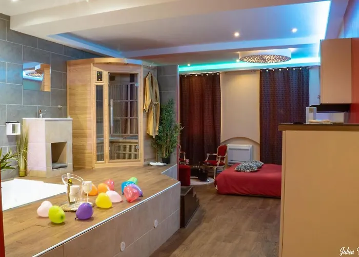 Avec By Jordans Collection アパート